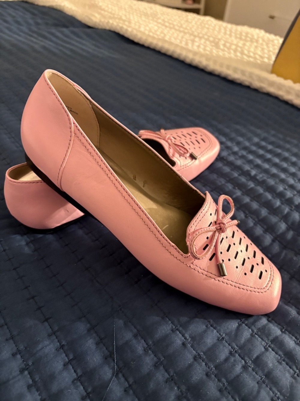 Array Pink Perforated Leather Loafers for Women - Picture 2 of 4
